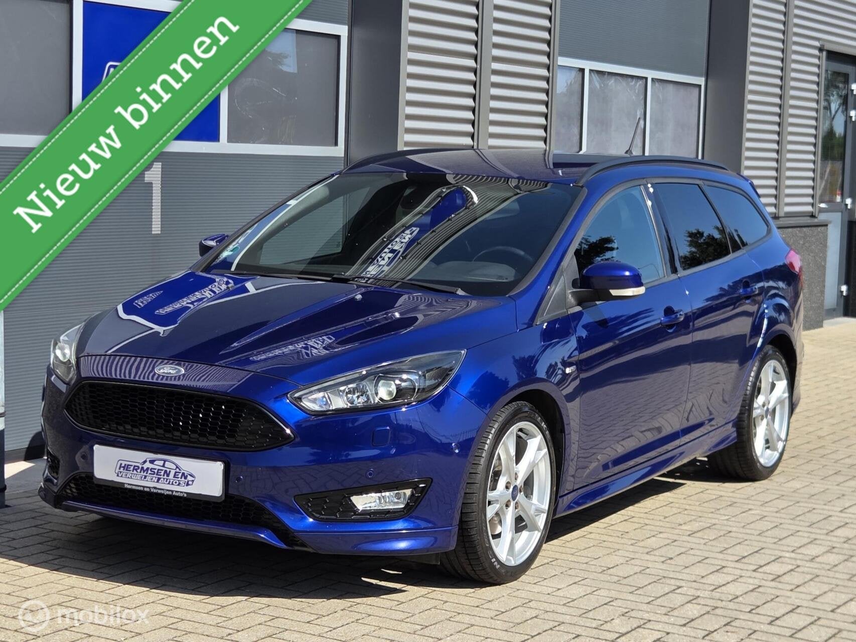 Ford Focus 1.5 EcoBoost 182pk ST-Line nw. distributie, Stof, Zwart, 4 cilinders, Blauw