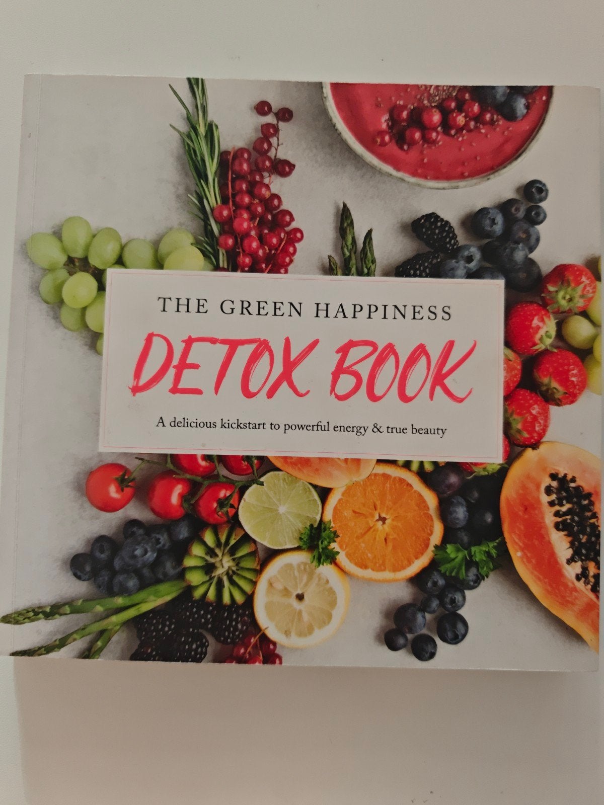 The Green Happiness Detox Book - Gezondheid & Voeding, Boeken, Ophalen of Verzenden, Zo goed als nieuw, Dieet en Voeding, The Green Happiness