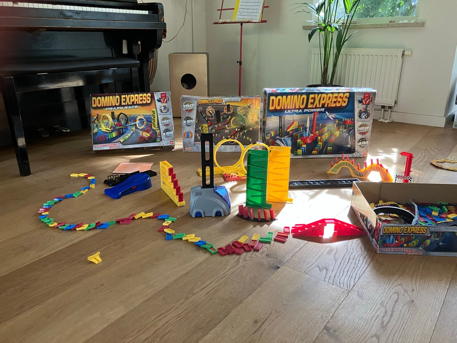 Groot pakket Domino Express - veel speelplezier!, Kinderen en Baby's, Speelgoed | Overig, Ophalen of Verzenden, Gebruikt, Jongen of Meisje