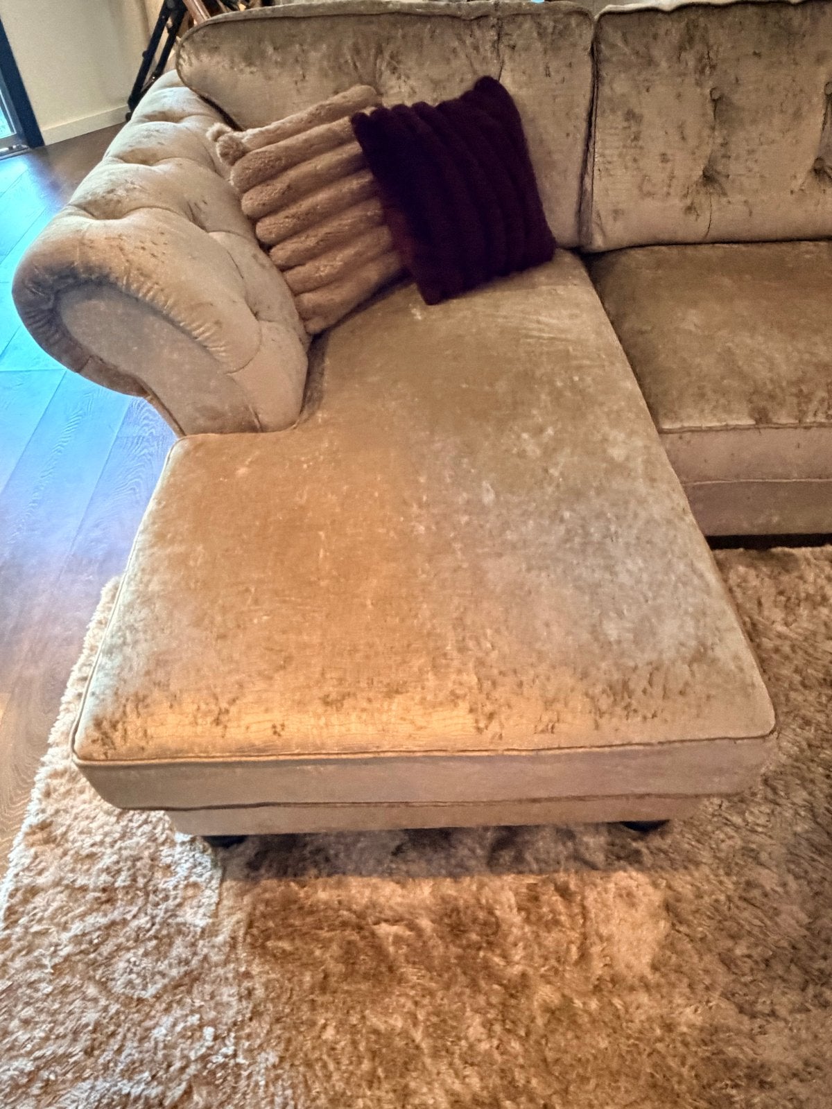 Foto 7 van Luxe UrbanSofa Hoekbank  - Moet weg