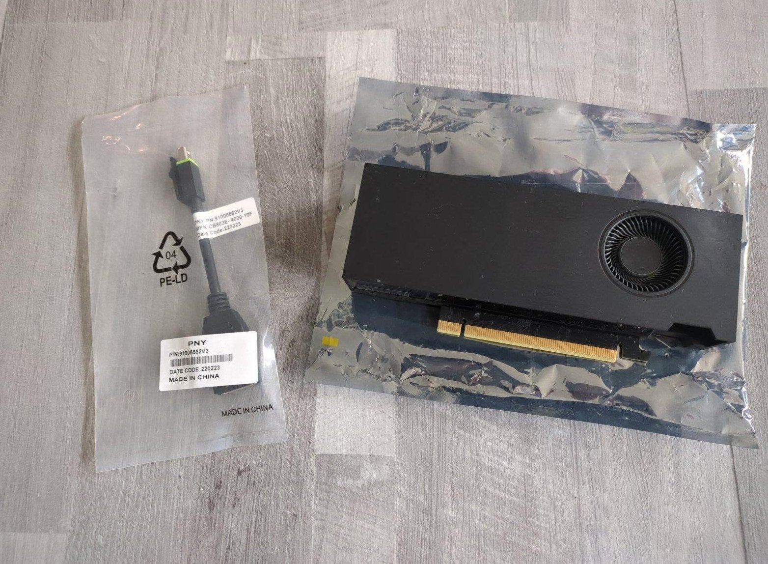 PNY NVIDIA RTX A2000 6GB videokaart, Computers en Software, Tv-Out, Overige soorten, Verzenden, Zo goed als nieuw