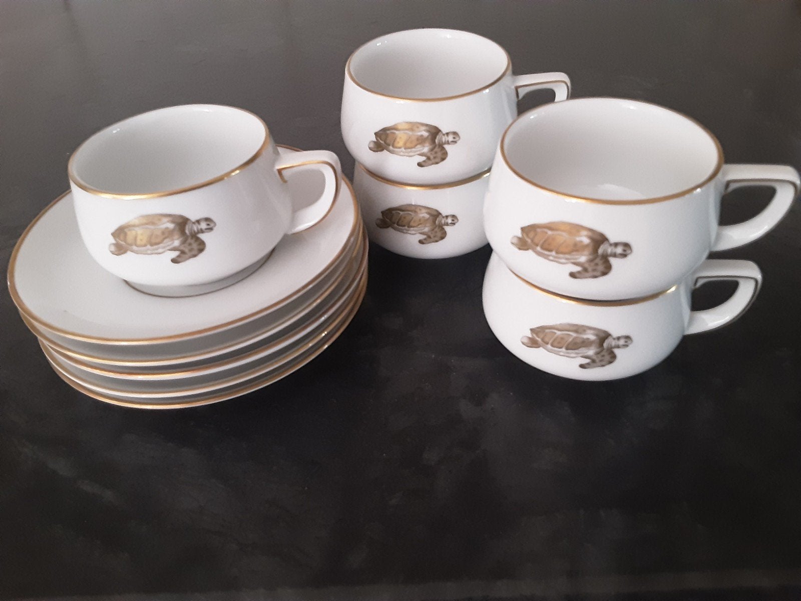 Thomas Lacroix Turtle Cups, Ophalen