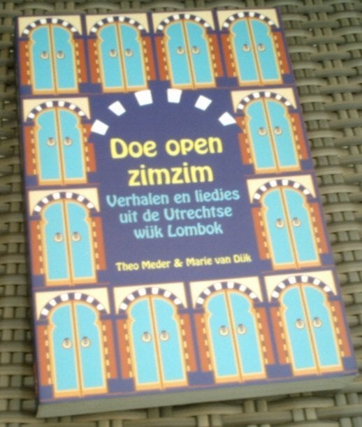Doe open Zimzim. Verhalen uit de Utrechtse wijk Lombok., Ophalen of Verzenden, Zo goed als nieuw