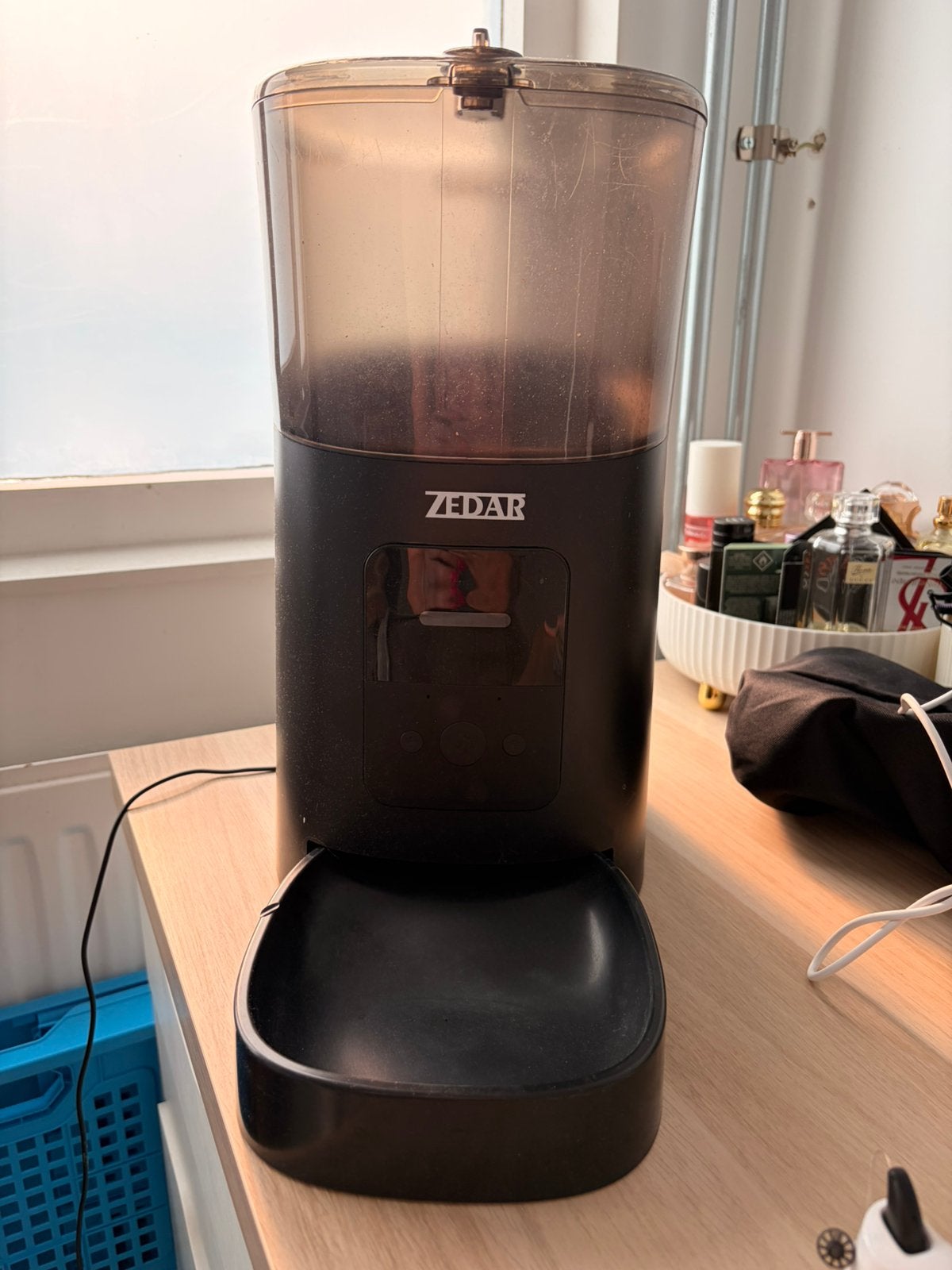 Zedar A600 automatische voerbak, Dieren en Toebehoren, Kattenvoerbakken en Drinkbakken, Ophalen of Verzenden, Automatisch, Gebruikt