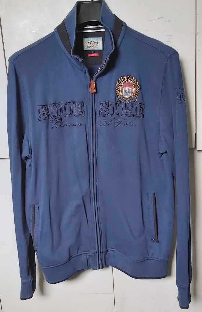 Vest RIVALRY Met Rits Maat L Blauw., Kleding | Heren, Truien en Vesten, Maat 52/54 (L), Blauw, Ophalen of Verzenden, Gedragen