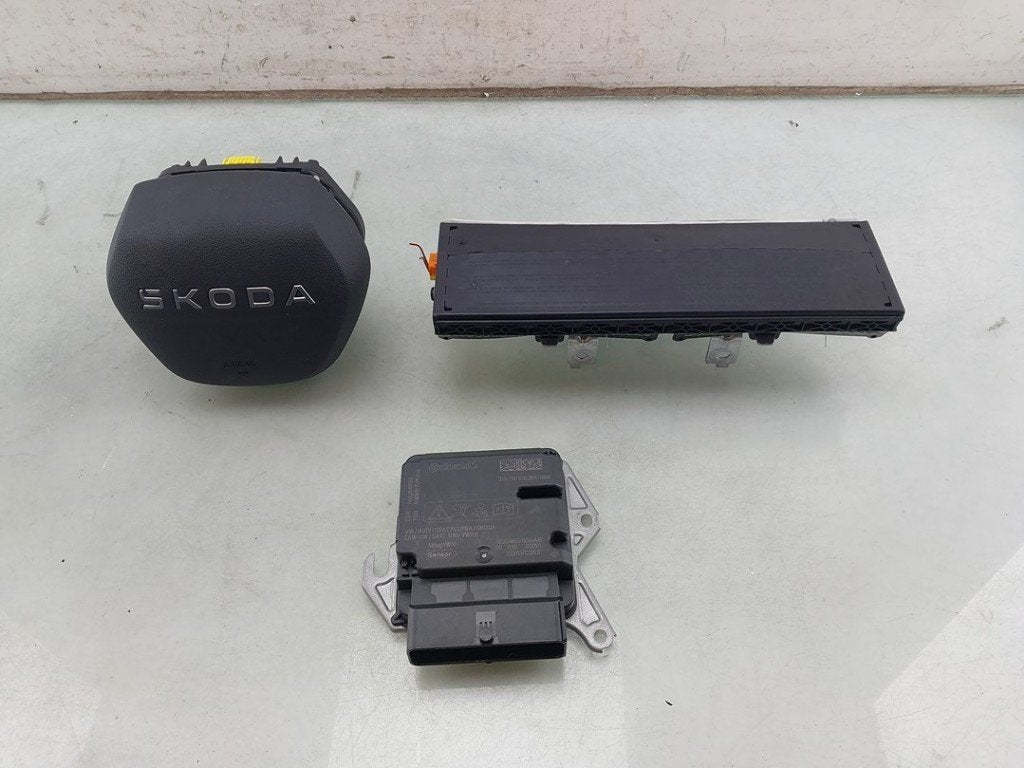 Airbag Set + Dashboard Skoda Octavia Combi (NXAC) 5E3880204G, Auto-onderdelen, Info@skoda-auto.de, Skoda, Škoda Auto Deutschland GmbH