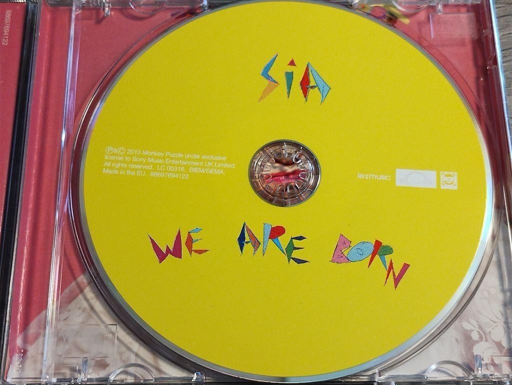 Sia - We Are Born, Ophalen of Verzenden, Zo goed als nieuw