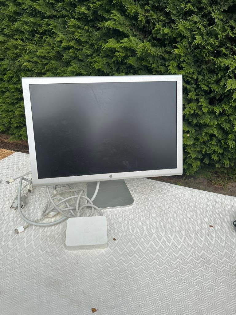 Apple Cinema Display - Klassieke Monitor, Ophalen of Verzenden, Gebruikt, Kantelbaar, IPS