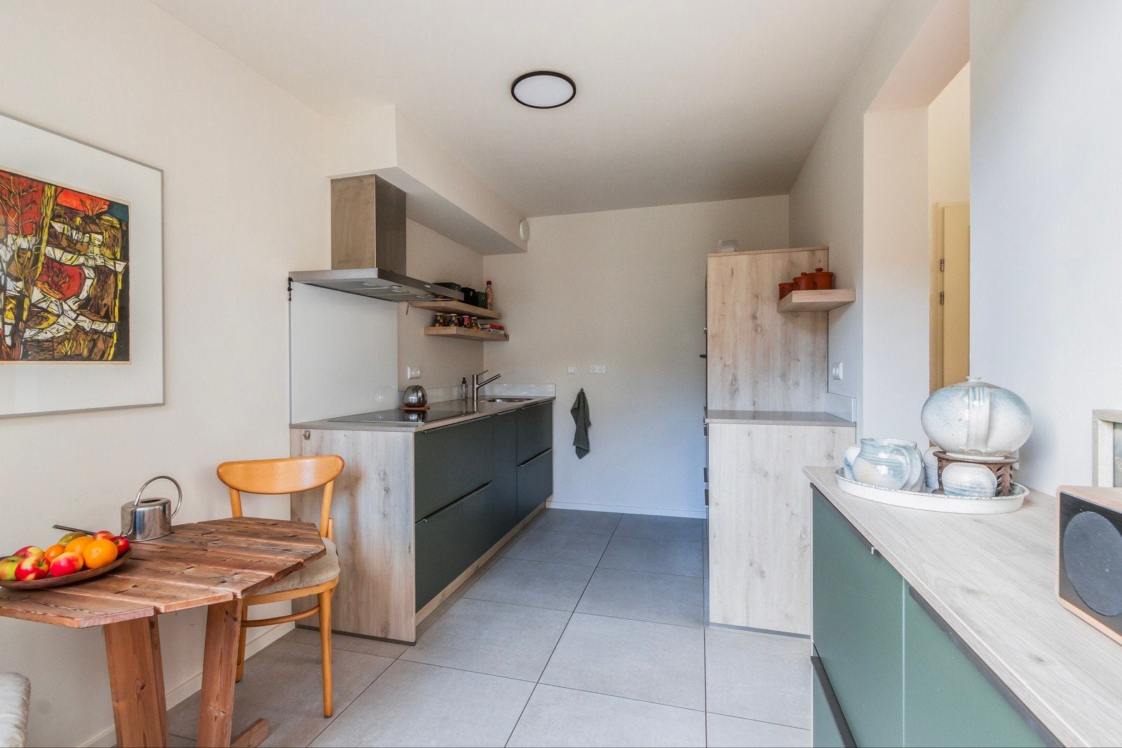 Moderne keuken, 2 jaar oud, met inbouwapparatuur, Huis en Inrichting, Keuken | Complete keukens, Ophalen, Enkelwandige keuken