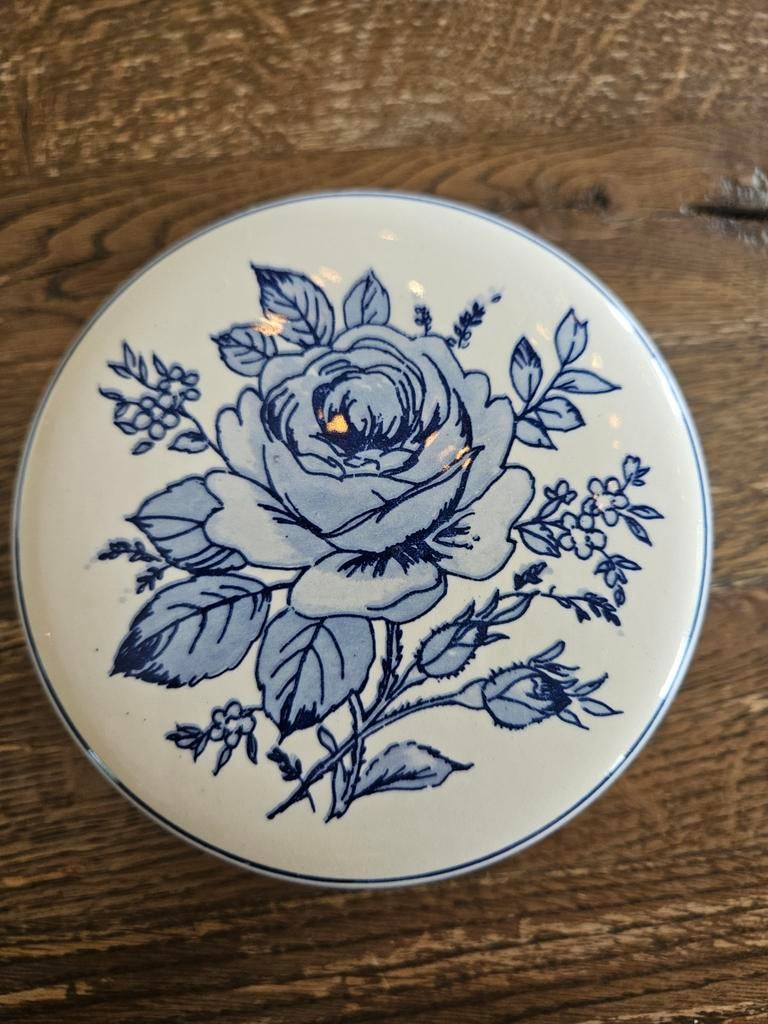 Delfts Blauw bakje met Blauwe Roos - Handgeschilderd, Ophalen of Verzenden