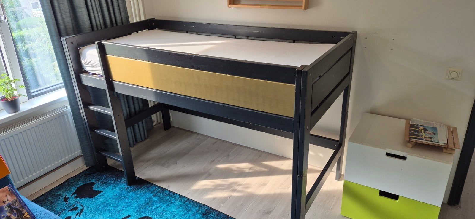 Hoogslaper Bed - Zwart Hout met Lattenbodem, Huis en Inrichting, Slaapkamer | Stapelbedden en Hoogslapers, Ophalen, Gebruikt, Eenpersoons