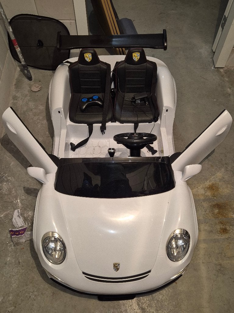 Elekt. Porsche Kinderauto - Echte 2-zitter (<5 jaar) & 4WD!, Zo goed als nieuw