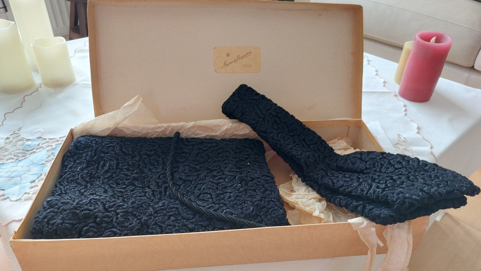 Vintage Zwarte Mof & Kraag/Shawl Maison de Bonneterie, Antiek en Kunst, Antiek | Kleding en Accessoires, Ophalen of Verzenden