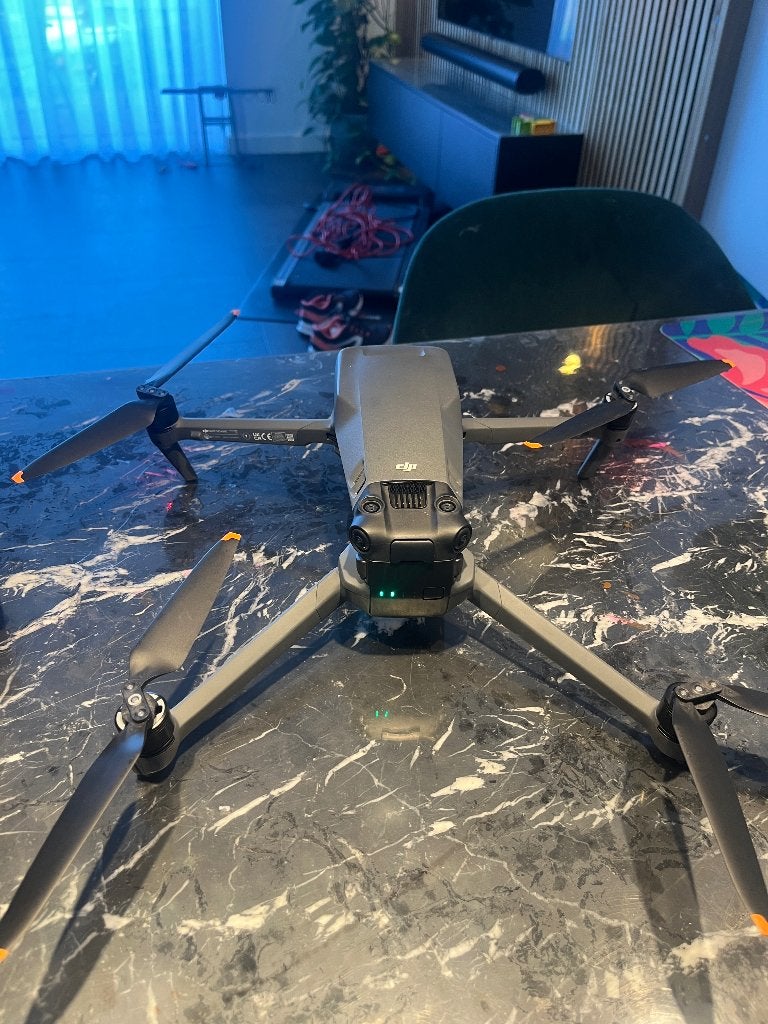 DJI Mavic 3 Classic + RC Smart Controller 4 vlieguren!, Cameradrone, Zo goed als nieuw, DJI, Meer dan 10 kilometer