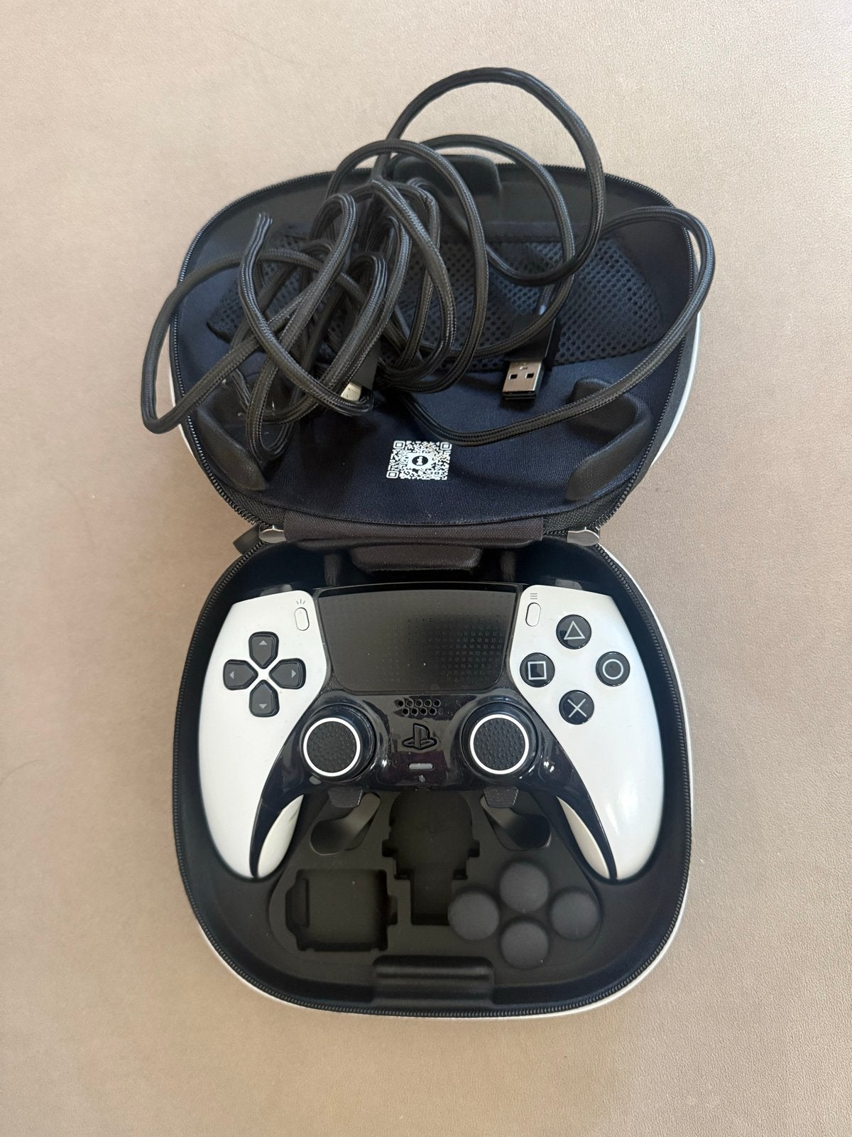 PS5 DualSense Edge Controller - Zo goed als nieuw, PlayStation 5, Ophalen of Verzenden, Zo goed als nieuw, Controller