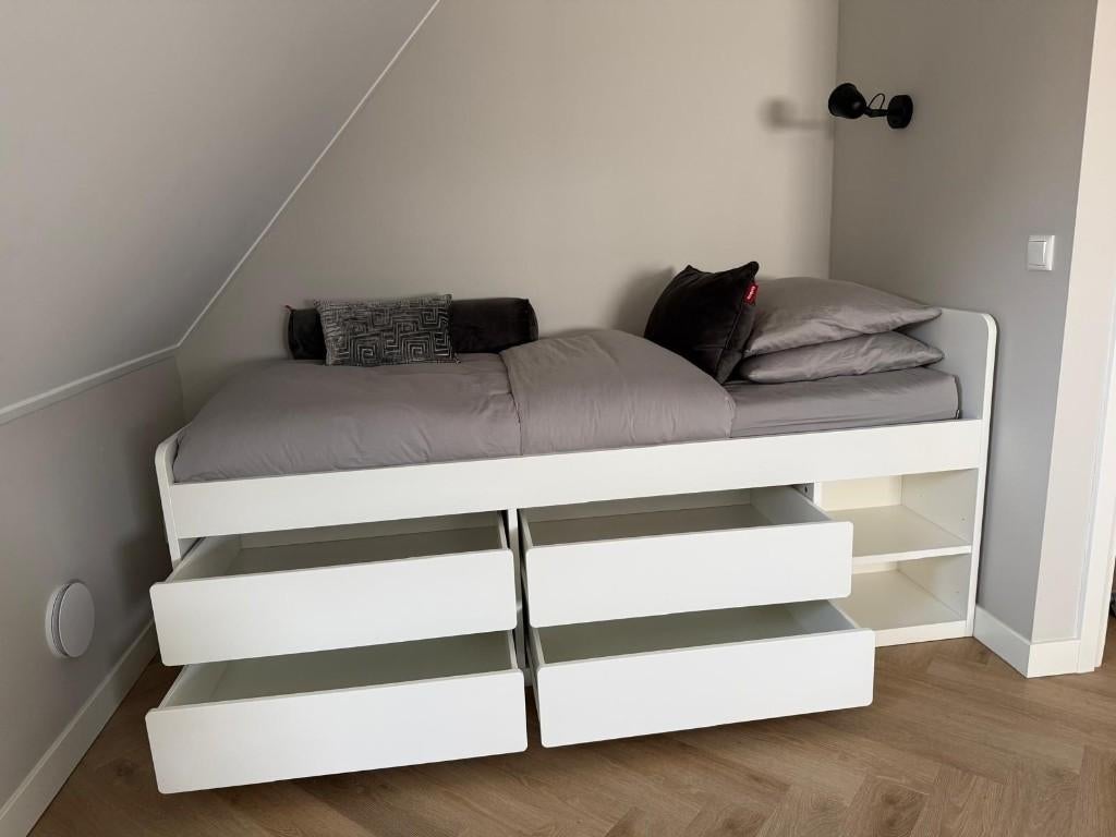 Ikea Slakt bed - 4 lades - inclusief matras, 85 tot 100 cm, Zo goed als nieuw, 180 cm of meer, Ophalen