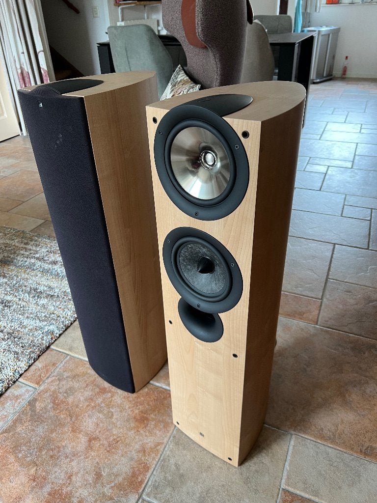 KEF iQ7 Vloerstaande Luidsprekers