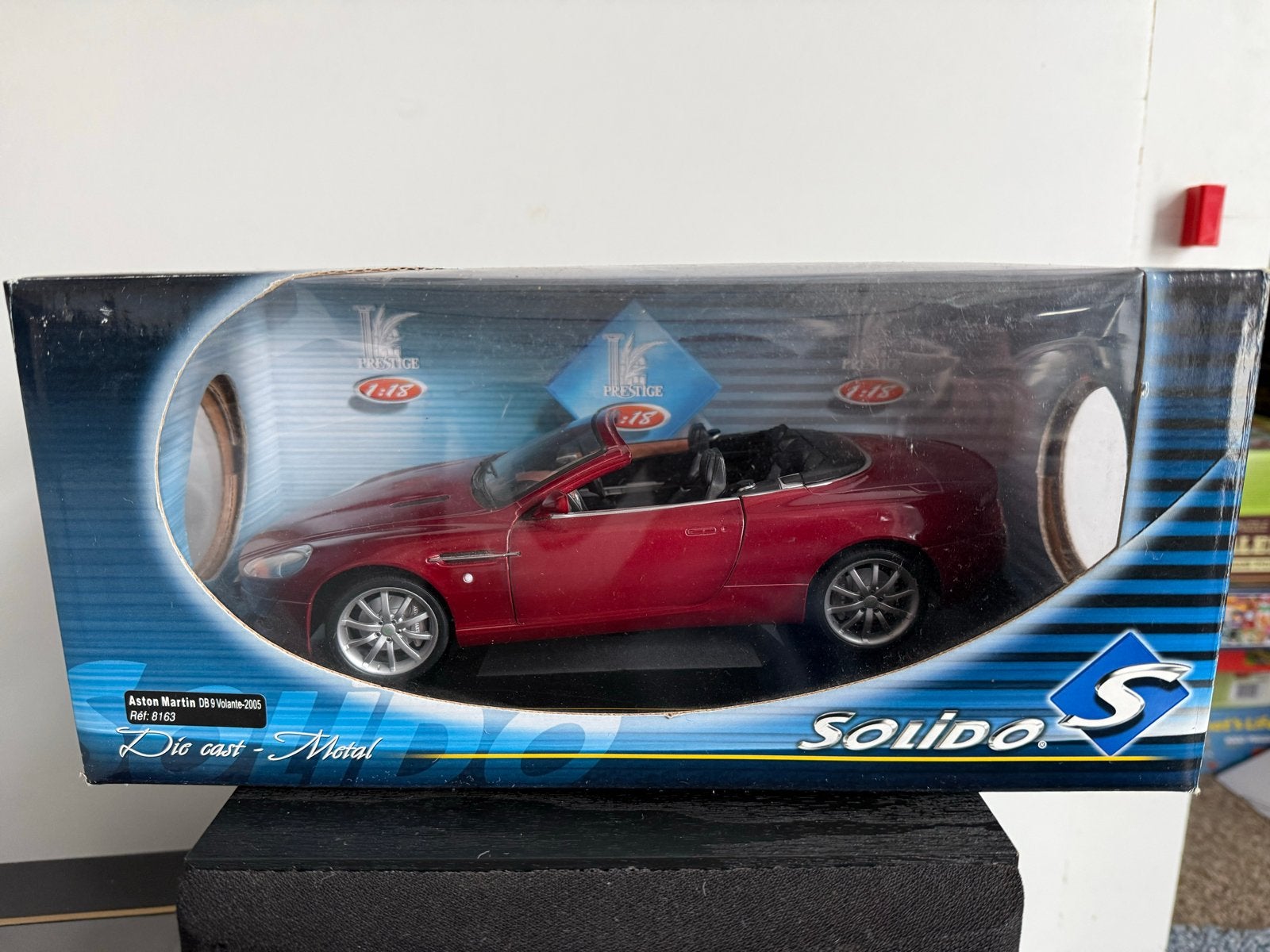 Solido Aston Martin DB9 Volante 1/18 - Perfecte staat, Ophalen of Verzenden, Zo goed als nieuw, Auto, Solido