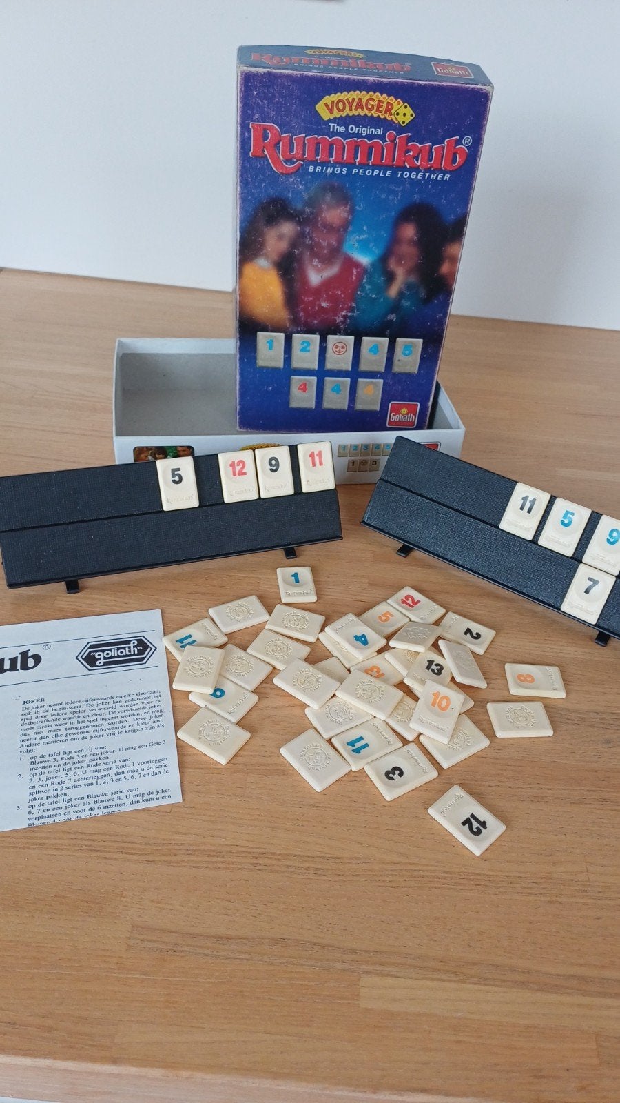 Rummikub Voyager Gezelschapsspel - Compleet, Hobby en Vrije tijd, Gezelschapsspellen | Bordspellen, Drie of vier spelers, Ophalen of Verzenden