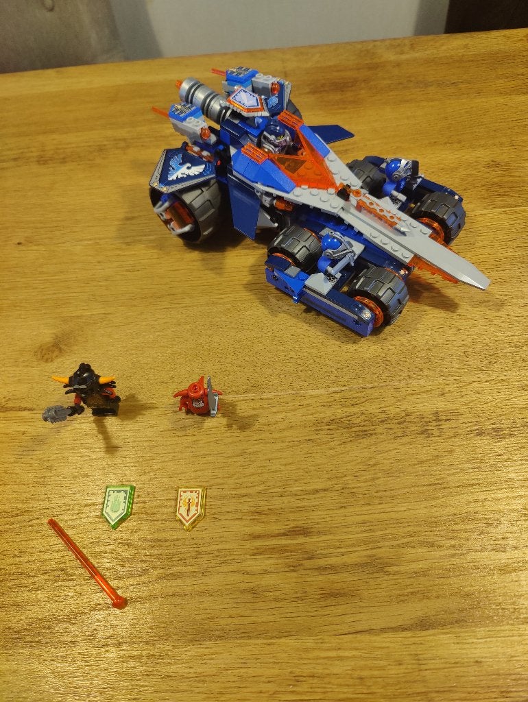 LEGO NEXO KNIGHTS Clay's gevechtszwaard, Lego, Ophalen of Verzenden, Complete set, Compleet