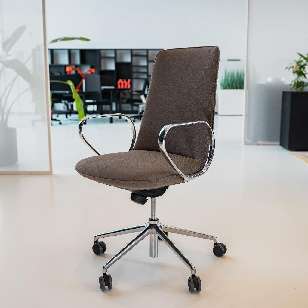Inclass Kori Bureaustoel, Huis en Inrichting, Bureaustoelen, Zo goed als nieuw, Bureaustoel, Bruin, Ophalen