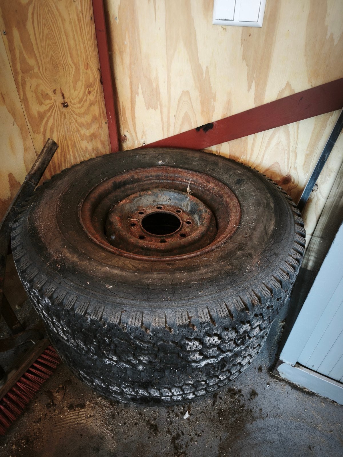 8 Gaats Velgen Chevrolet / Dodge met banden, Ophalen