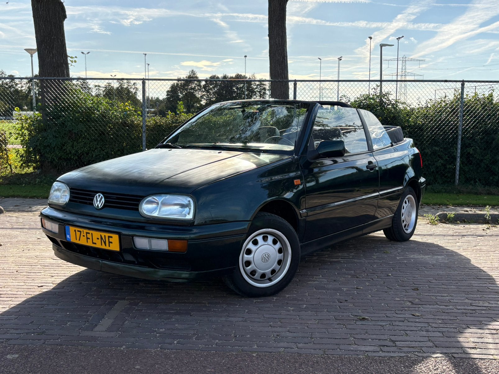 Volkswagen Golf 1.8 Cabriolet 66KW E2 1995 Groen, Auto's, Voorwielaandrijving, Stof, Zwart, Cabriolet