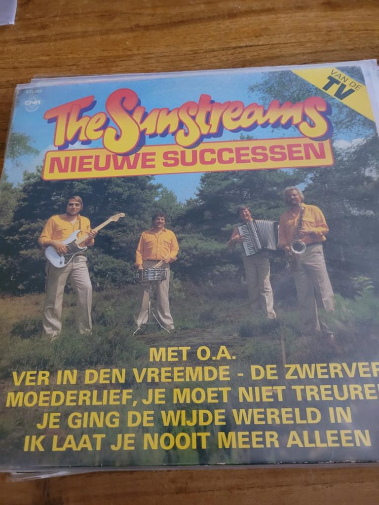 The sunstreams, Ophalen of Verzenden, Zo goed als nieuw, Overige formaten, Levenslied of Smartlap