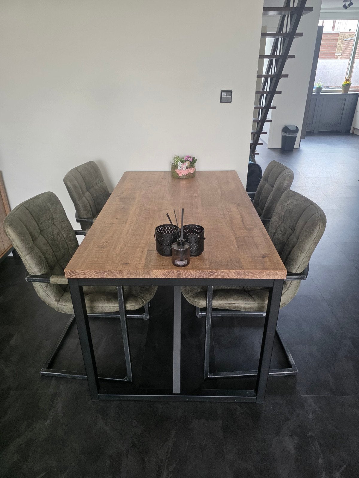 Ricardi Pronto Eettafel 140x85 - Zo goed als nieuw, 100 tot 150 cm, 50 tot 100 cm, Zo goed als nieuw, Vier personen