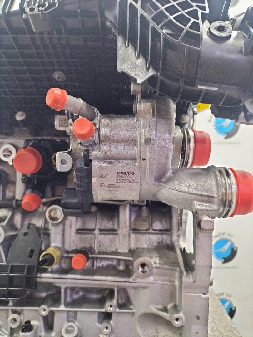 VOLVO V90 TURBO 32140099 2022, Ophalen of Verzenden, Gebruikt, ARN erkend