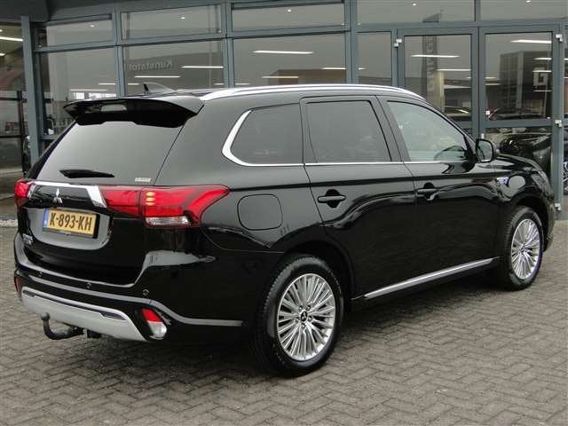 Mitsubishi Outlander 2.4 Phev 4wd Instyle | Leer | Schuifdak, Auto's, 135 pk, Zwart, 4 cilinders, Overige brandstoffen