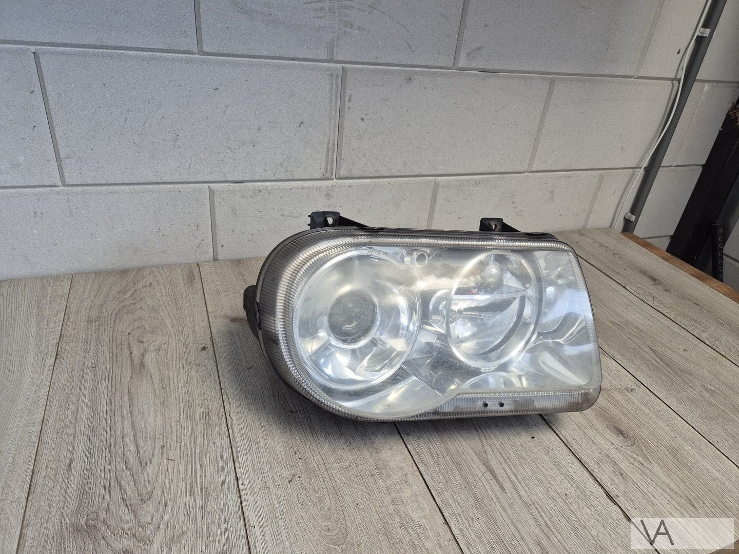 Koplamp rechts van Chrysler 300c 2004 -2010 XENON schadevrij, Auto-onderdelen, Verlichting, Gebruikt, -, Ophalen of Verzenden