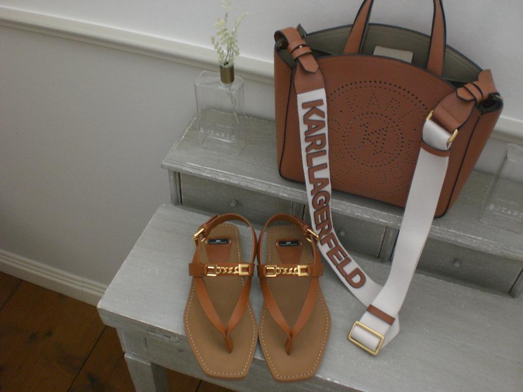 NIEUW Karl lagerfeld Tas, Sieraden, Tassen en Uiterlijk, Tassen | Damestassen, Verzenden, Nieuw, Overige kleuren, Handtas