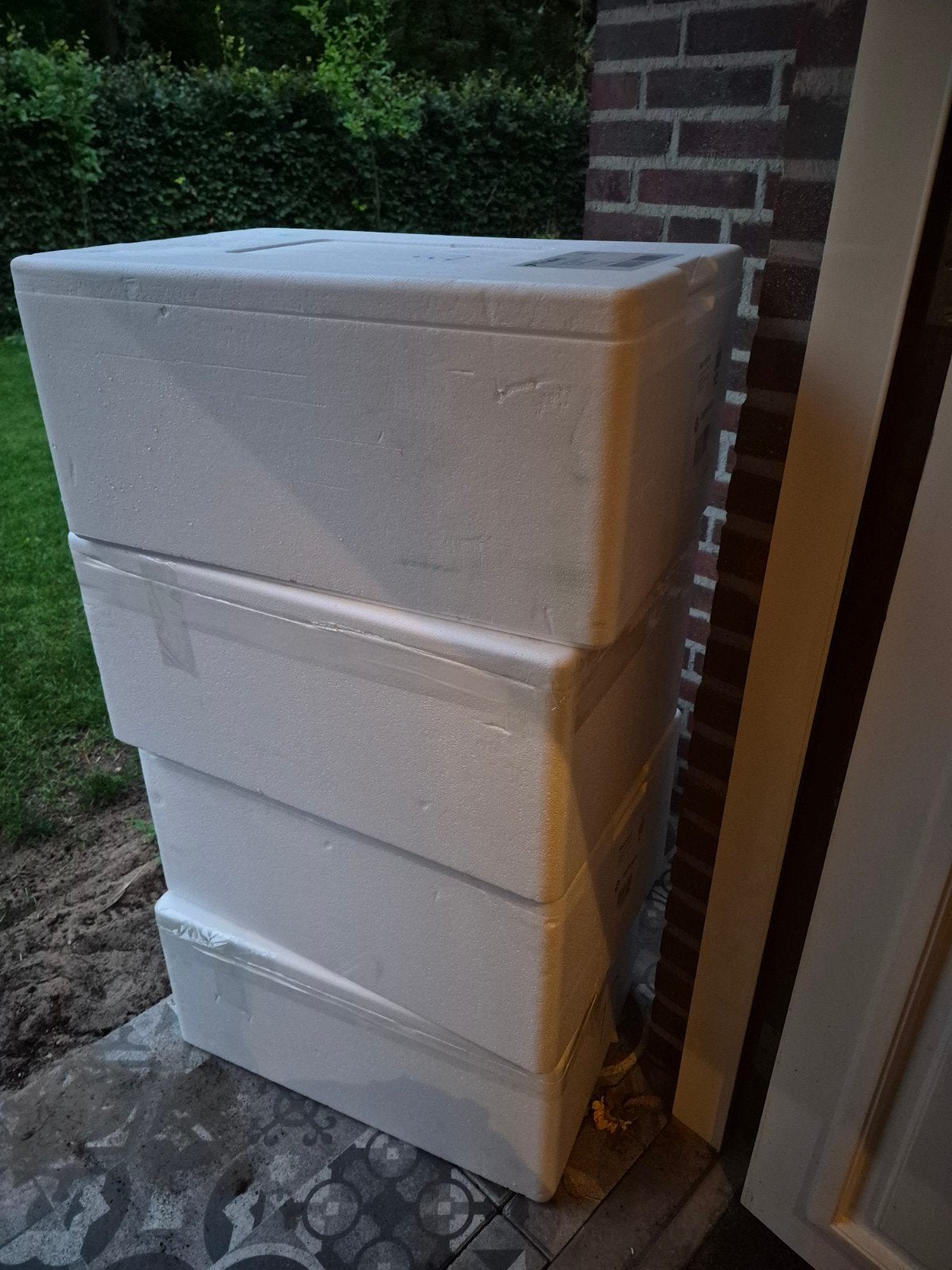 EPS Isolatiedozen - Zo goed als nieuw, Ophalen, Doos, 40 tot 60 cm, 50 tot 75 cm