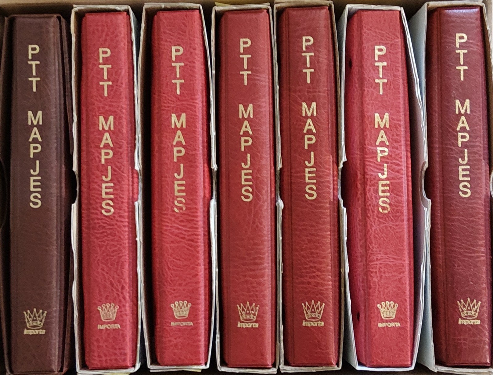 In zeven albums verzameling postzegemapjes 1 t/m 345, Postzegels en Munten, Ophalen of Verzenden, Na 1940, Postfris
