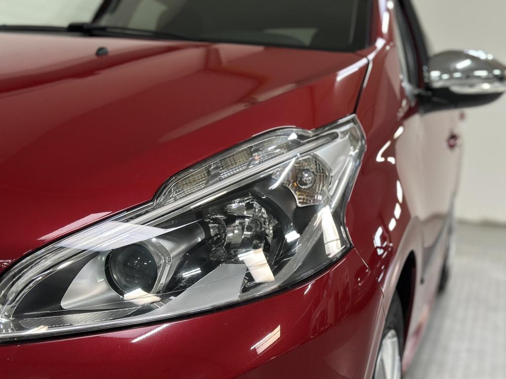 Peugeot 208 1.2 PureTech Blue Lease AIRCO / NAVI / CRUISE, Voorwielaandrijving, Stof, Gebruikt, 1199 cc