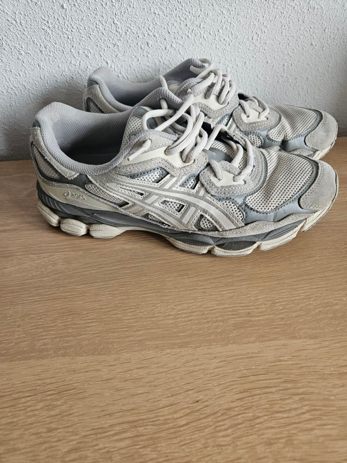 Sneakers Asics Gel NYC maat 42, Ophalen of Verzenden, Zo goed als nieuw