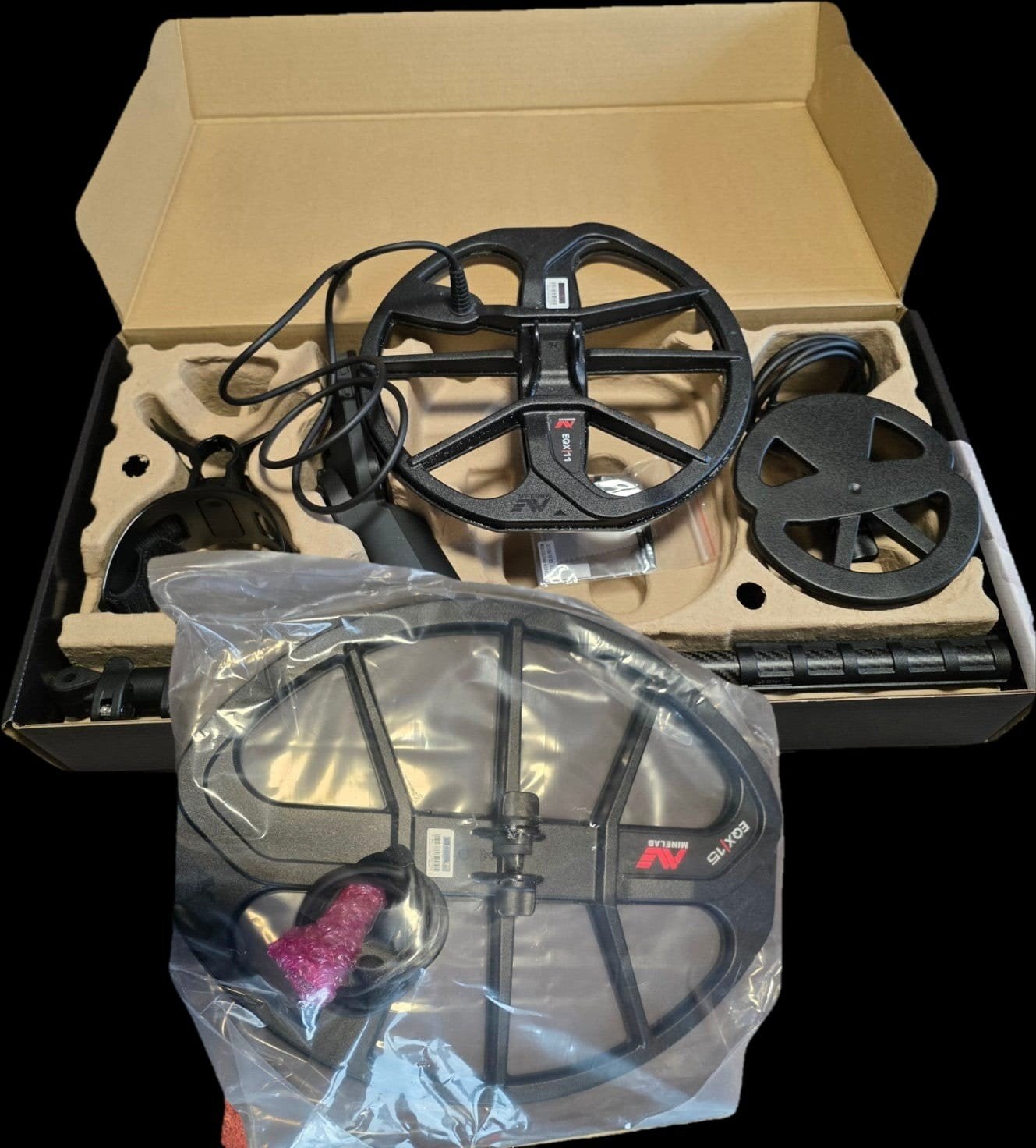 Minelab Equinox 900 Metaaldetector - Nieuw in doos, Hobby en Vrije tijd, Metaaldetectors, Instelbare gevoeligheid, Meer dan 30 cm