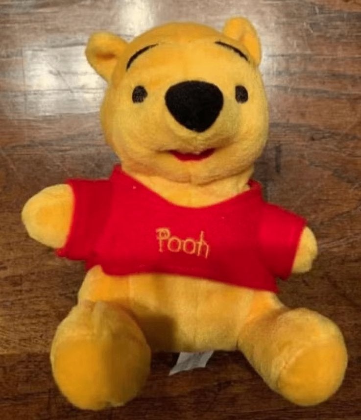 Zittende Winnie de Poeh, the Pooh knuffel beer; 16 cm, Ophalen of Verzenden, Zo goed als nieuw, Beer