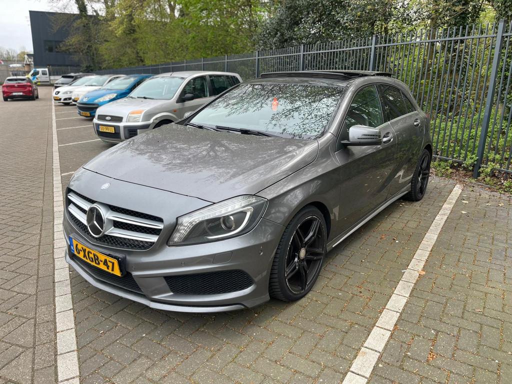 Mercedes-Benz A-klasse 180 Ambition Comfort EXPORT!, Auto's, Mercedes-Benz, Gebruikt, 4 cilinders, Zilver of Grijs, 695 kg