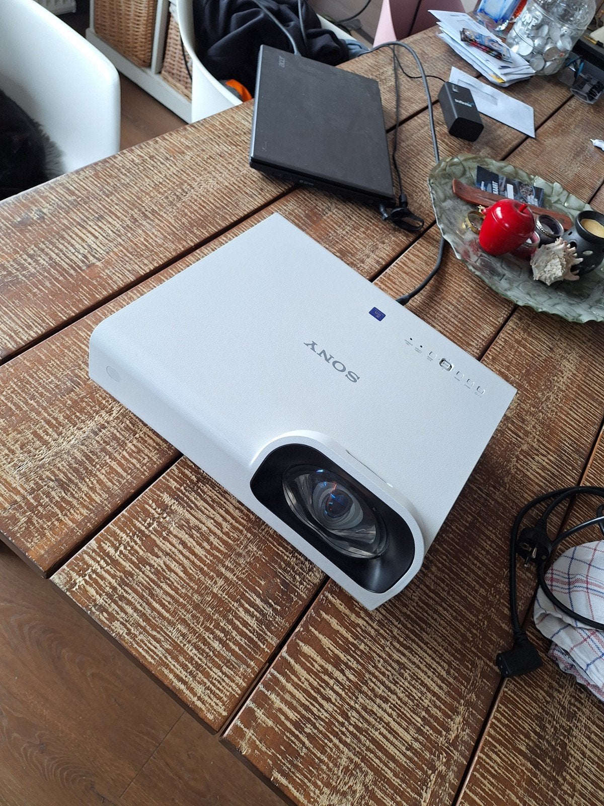 Sony VPL SX235, Audio, Tv en Foto, Beamers, Ophalen of Verzenden, Zo goed als nieuw