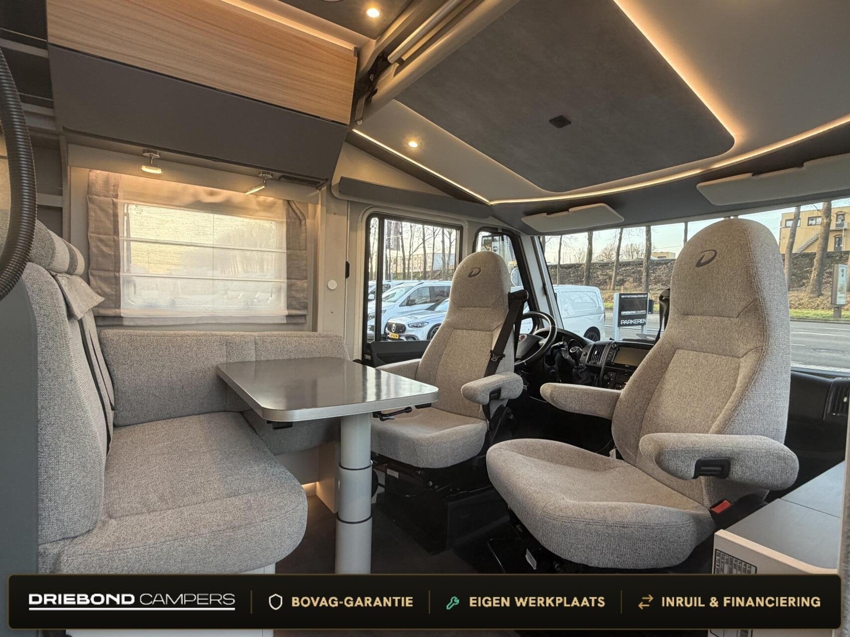 Dethleffs Pulse I6811 EB Lage Enkele Bedden Hefbed Luifel Om, Airbags, 6 tot 7 meter, Bedrijf, Elektrische ramen