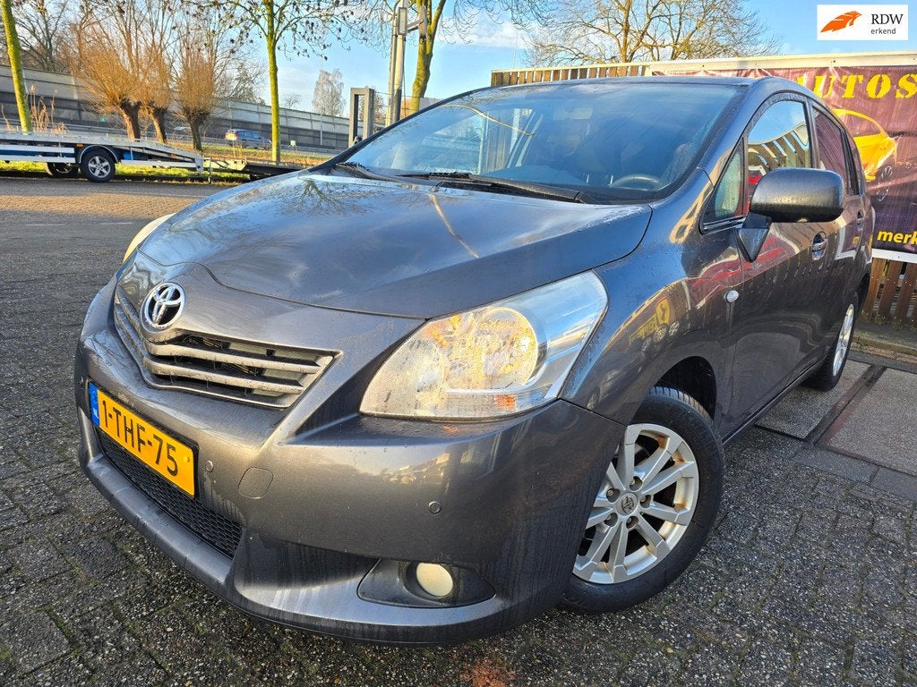 Toyota Verso 1.8 VVT-i Aspiration/2e eigenaar/airco/cruise/p, Auto's, Voorwielaandrijving, Euro 5, 450 kg, Gebruikt