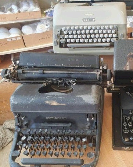 2 oude typemachines, Diversen, Typemachines, Ophalen, Gebruikt