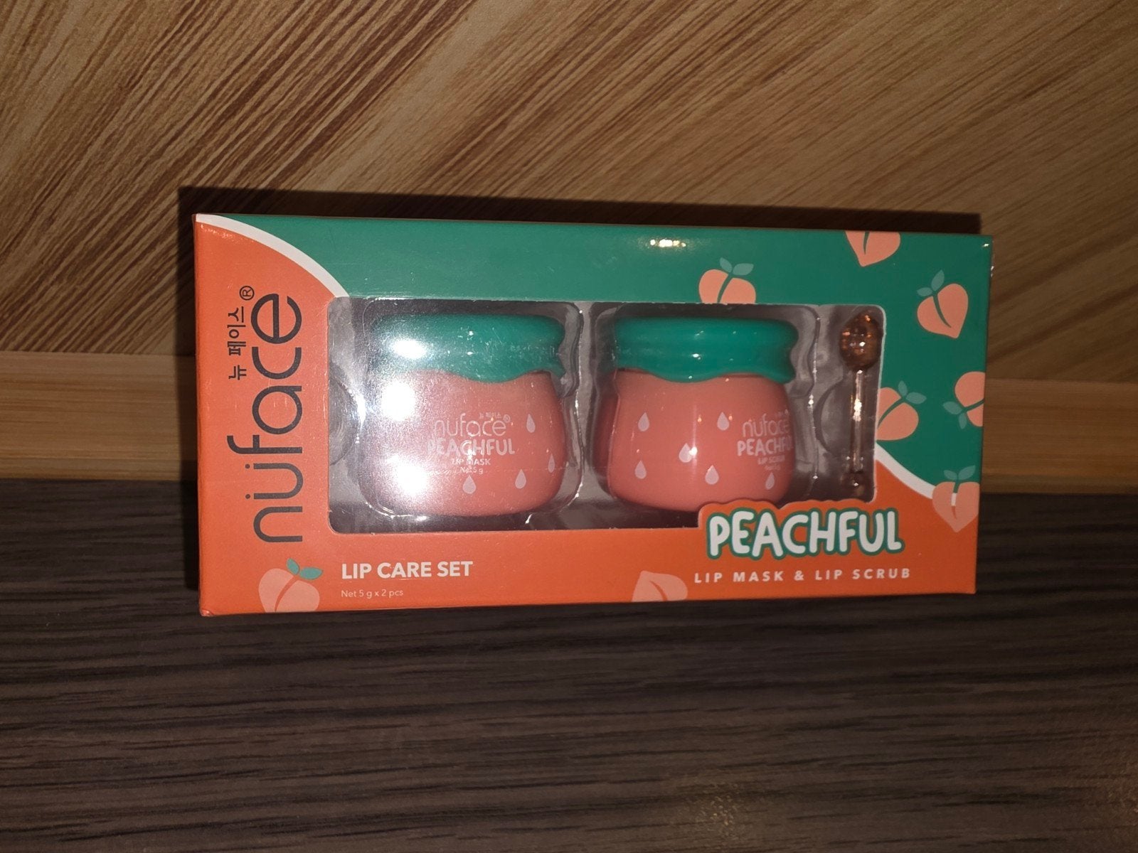 Nuface Peachful Lip Care Set - Lip Mask & Lip Scrub, Ophalen of Verzenden, Nieuw, Bad & Douche