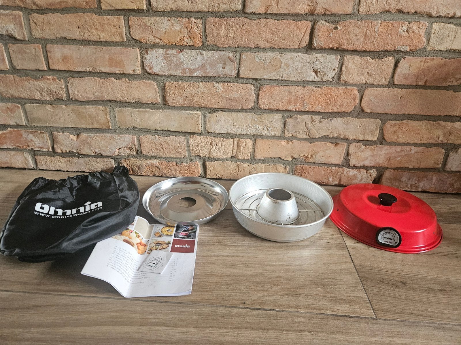 Omnia Camping Oven Set - Inclusief thermometer, Caravans en Kamperen, Kampeeraccessoires, Ophalen of Verzenden, Zo goed als nieuw