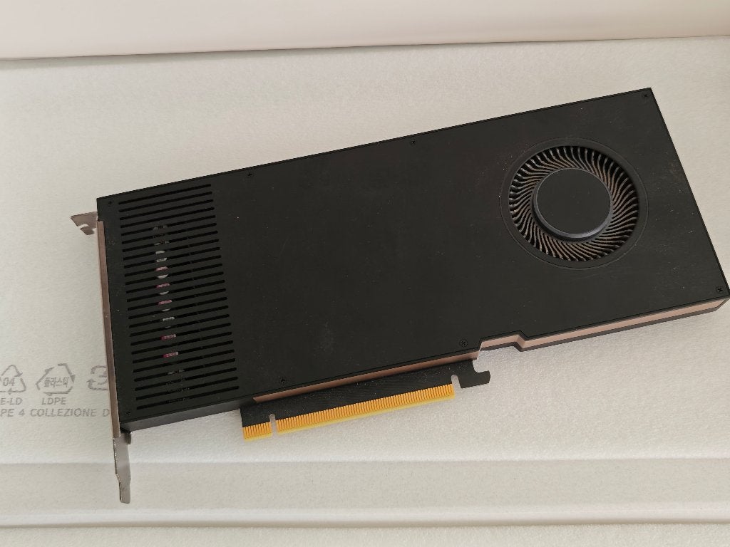 NVIDIA RTX A4000 - 16GB, Computers en Software, Gebruikt, DisplayPort, GDDR6, PCI-Express 4