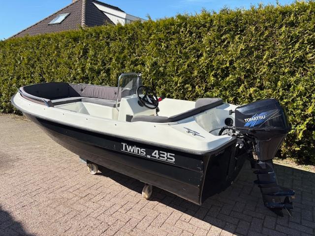 Twins 435 met Tohatsu 9.8 PK 4 Takt en Dekzeil (bj 2020), Gebruikt, Overige brandstoffen, Westerweiden 7, Bmutwins@gmail.com