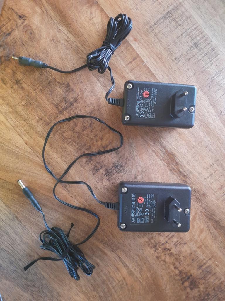 AC/ DC adapter verstelbaar van 3-12 V, Ophalen of Verzenden