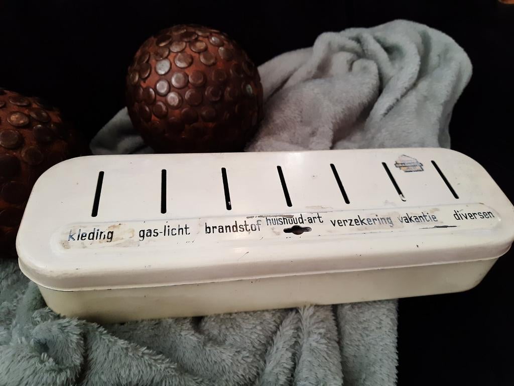 Brabantia geldkistje spaarpot blik,shabbty,stoer brocante, Antiek en Kunst, Ophalen of Verzenden